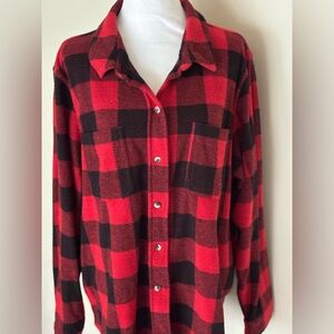 Time and Tru Red and Black Checkered Women’s Shirt